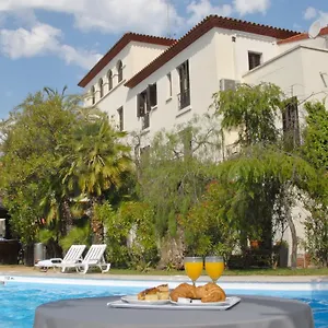 https://el-castell.topbarcelonahotels.com